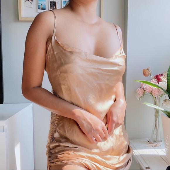 Wilfred champagne ruched satin dress. - Picture 4 of 5